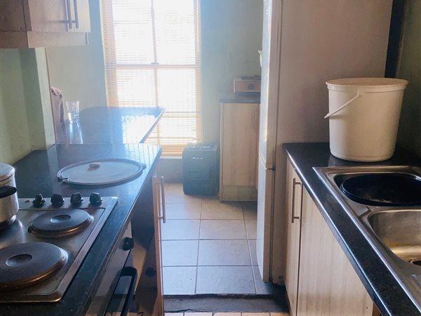 3 Bedroom Property for Sale in Sabata Dalindyebo Square Western Cape